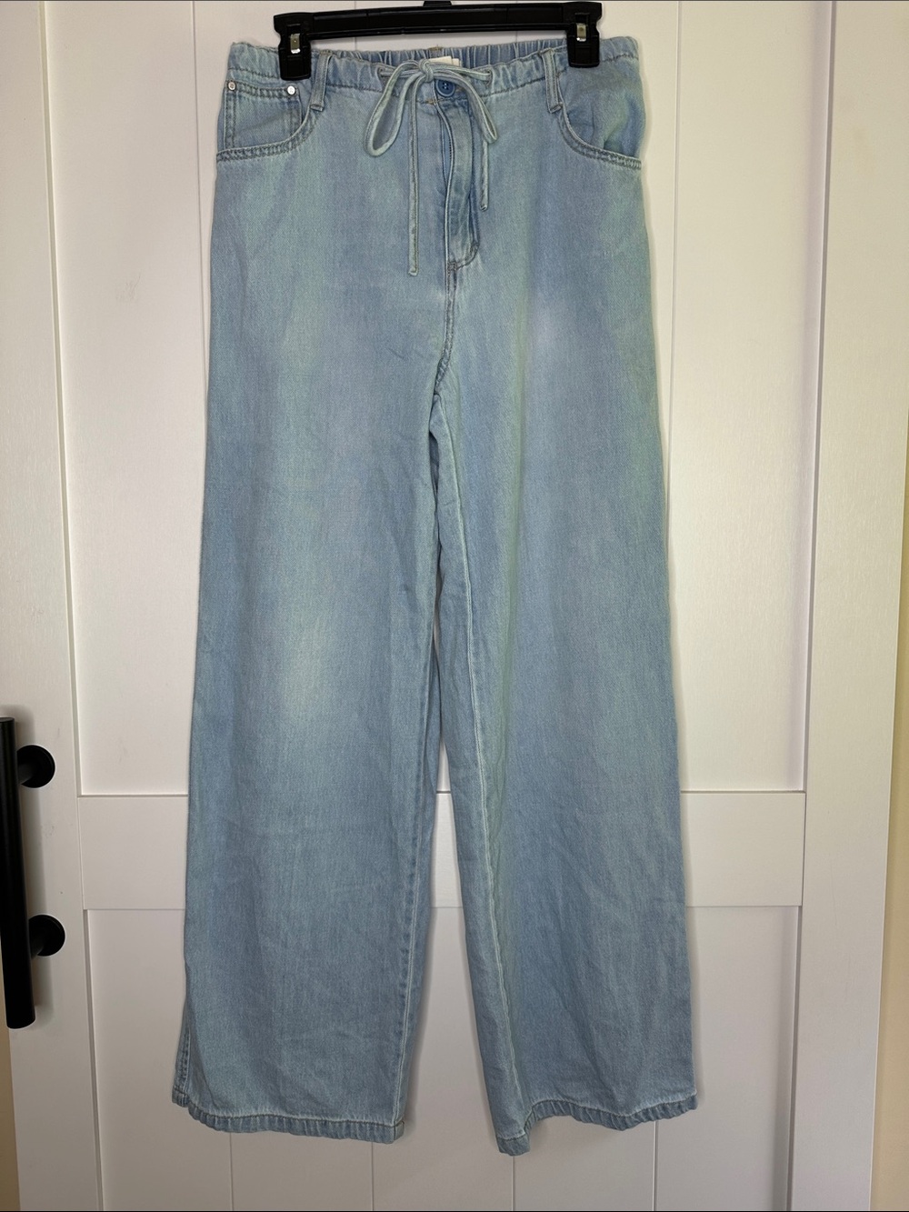 Light Wash Wide Leg Jeans - Drawstring Waist